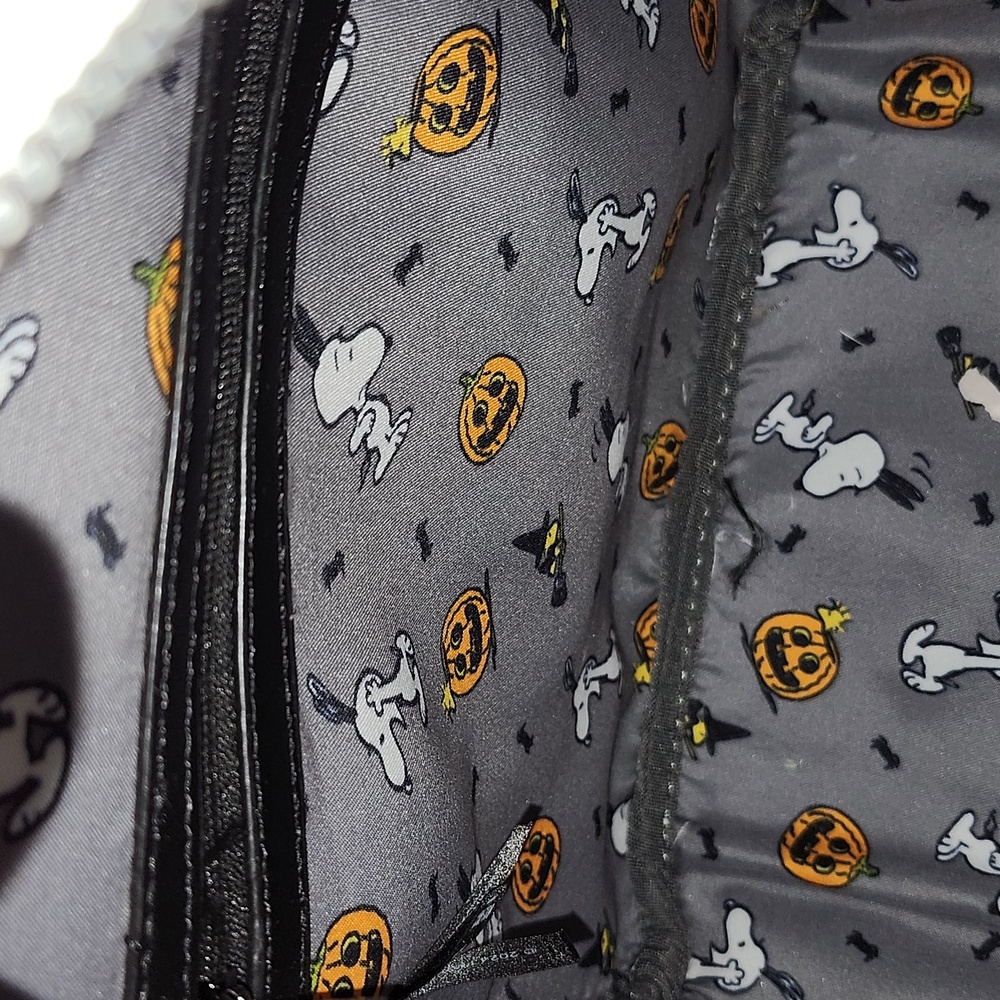 Snoopy Halloween backpack - Picture 5 of 8